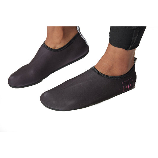 CAUSE For Elegance® Yoga Shoes (Black)