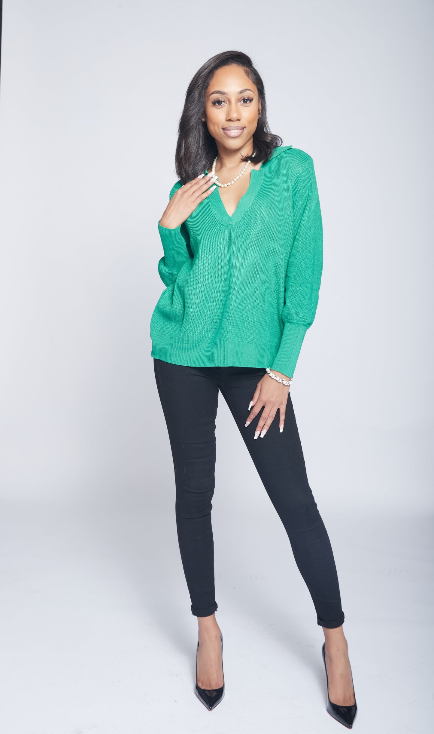 PULLOVER GREEN SWEATER
